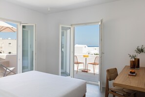 Suite – executive, spabadekar, sjøutsikt | 1 soverom, sengetøy av topp kvalitet, minibar og skrivebord