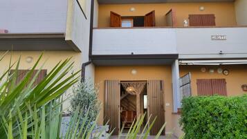 3 bedrooms