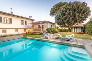 Villa | 4 bedrooms - Villa Desiree in Pietrasanta (Pietrasanta)