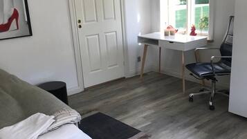 Pillow-top beds, individually decorated, individually furnished