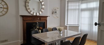 Lovely 4-bed House in Nottingham- Mapperly Park