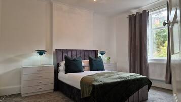 House, Multiple Beds | 4 bedrooms, free WiFi, bed sheets