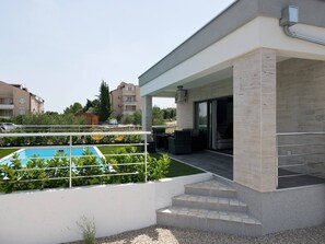 Exterior - Sea View Holiday Villa Seabreeze (Pasman)