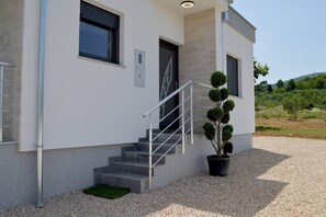 Villa, 2 soverom, røyk, privat basseng | Eksteriør