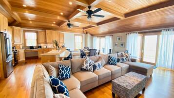 Televisión y oficina