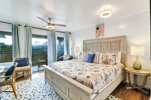 1 bedroom, iron/ironing board, WiFi, bed sheets - Beautifully Decorated Villa, Great Ocean View! (Hilton Head)