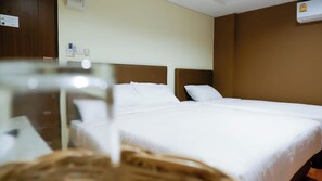 ห้องสแตนดาร์ดทริปเปิล | โต๊ะทำงาน, Wi-Fi ฟรี, ผ้าปูที่นอน