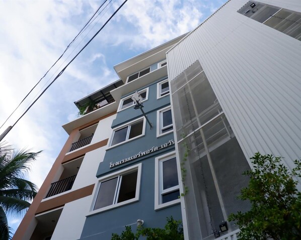 Exterior - Airpor A1 Hotel (Chiang Mai)