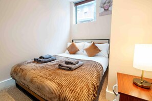 House | 3 bedrooms, free WiFi, bed sheets - Stunning 3-bed House in Central London (London)
