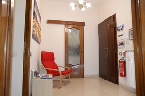 Shared Dormitory, 1 Bedroom, Accessible, Smoking | Interior