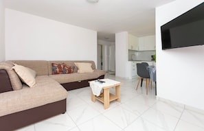 Apartment (A2) | Living room | TV - Apartments Peaceful Place (Omis)