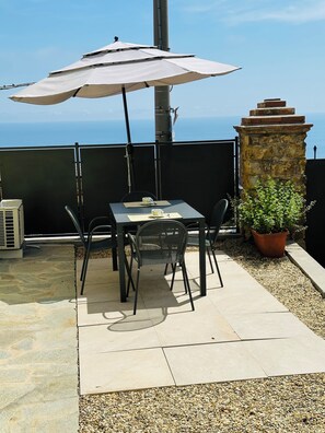 Maison, 1 chambre, balcon, vue jardin | Terrasse/Patio
