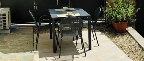 House, 1 Bedroom, Balcony, Garden View | Terrace/patio