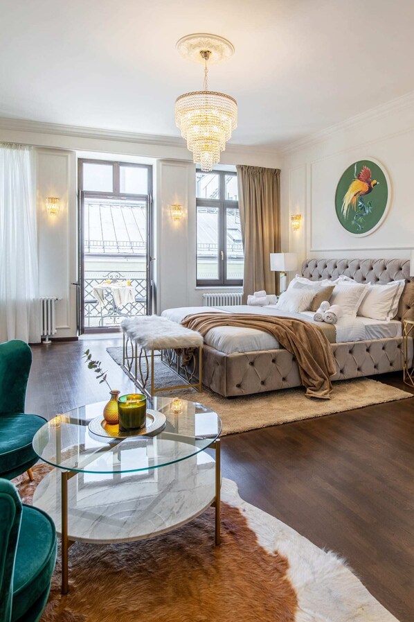 Iron/ironing board, travel cot, free WiFi, bed sheets