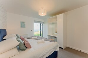 Cottage | Interior - Cottage 19 - 3 Bed (Pwllheli)