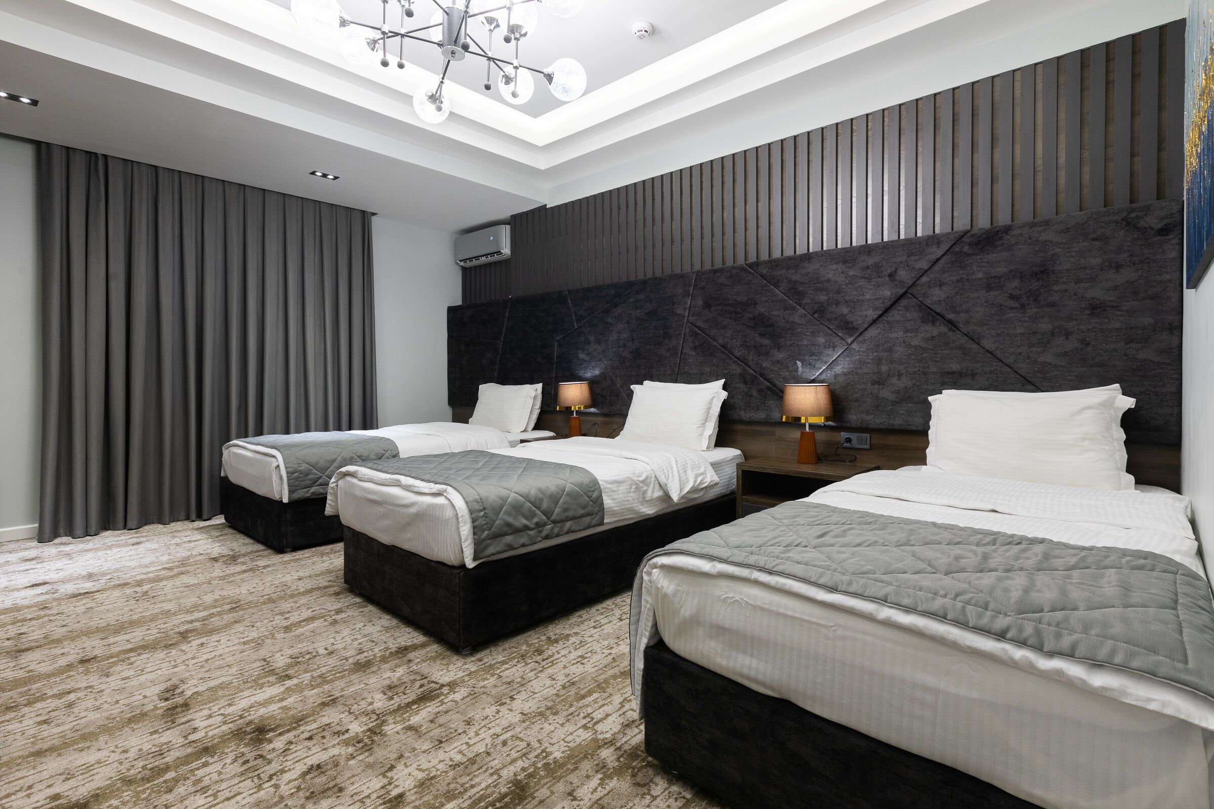 Photo - Roadside by Khorrot