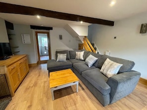 Smart TV, fireplace - Spring Cottage 2BR Escape - Garden, Coffee Machine, Self Check-in (Trawden)