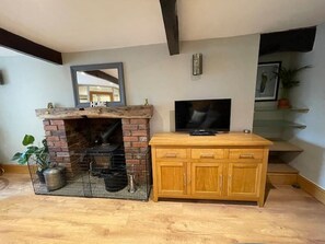 Interior - Spring Cottage 2BR Escape - Garden, Coffee Machine, Self Check-in (Trawden)