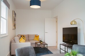 Living area - Apartment 9 (York)