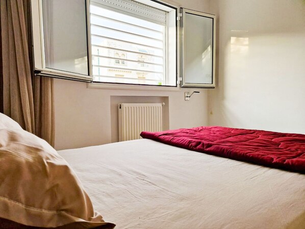 Apartment, 2 Bedrooms, Accessible, Smoking