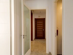 Appartement, 2 chambres, accessible aux personnes à mobilité réduite, fumeur | Vestibule