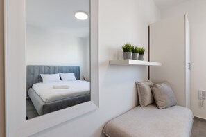 3 chambres, fer et planche à repasser, Wi-Fi, literie fournie