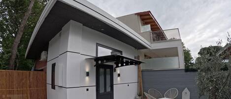 Studio, Smoking | 1 bedroom, soundproofing