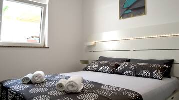 Apartment, 1 Bedroom, Smoking, Balcony | 1 bedroom