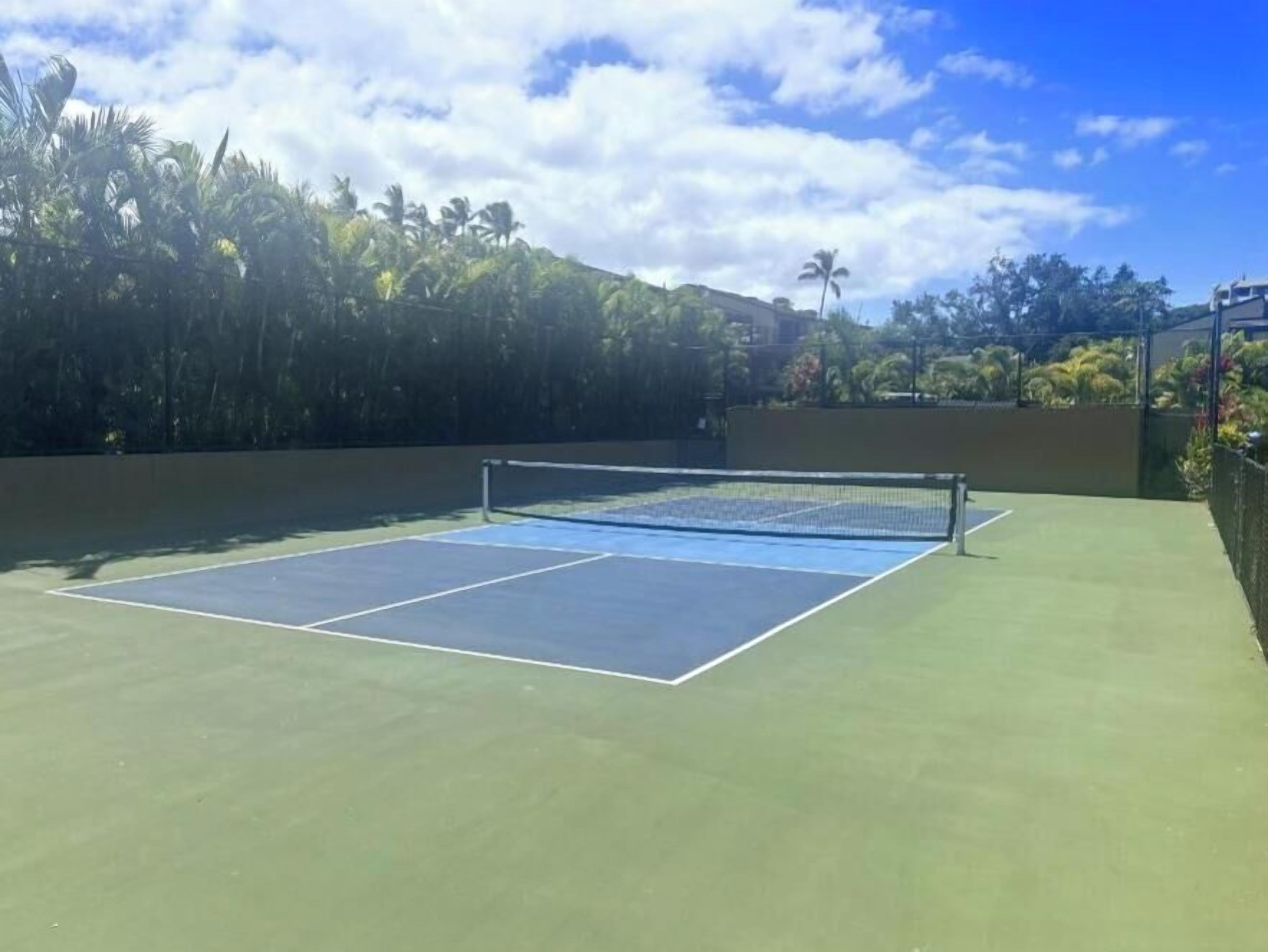 Condo, 2 Bedrooms | Sport court