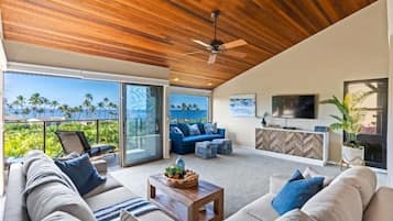 公寓客房, 2 間臥室 | 起居區 | 電視