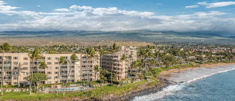 Condo, 2 Bedrooms | Exterior