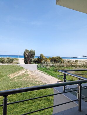 Property grounds - two Bedroom Appartement With Panoramic sea View (Dar Allouche)