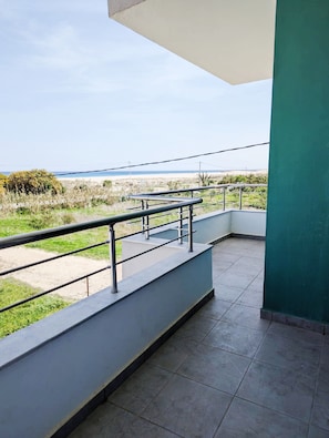 Apartment, 2 Bedrooms, Balcony, Garden View | Balcony