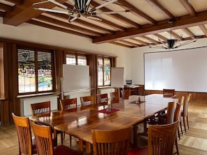 Meeting facility