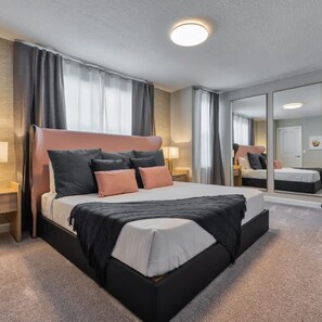 Villa | 4 bedrooms - Amazing and Spacious Home With Private Pool Just 10 min From Disney (Kissimmee)