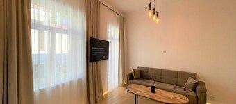 Picturesque Old Town Apartment With Balcony