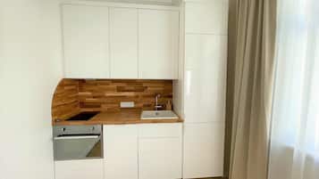 Apartamento, 2 quartos, sacada, vista para a cidade | Parte interna