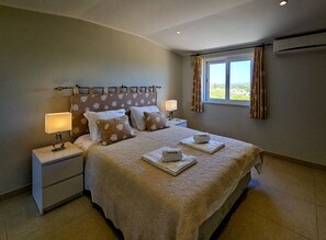 3 Schlafzimmer, Bügeleisen/Bügelbrett, kostenloses WLAN, Bettwäsche