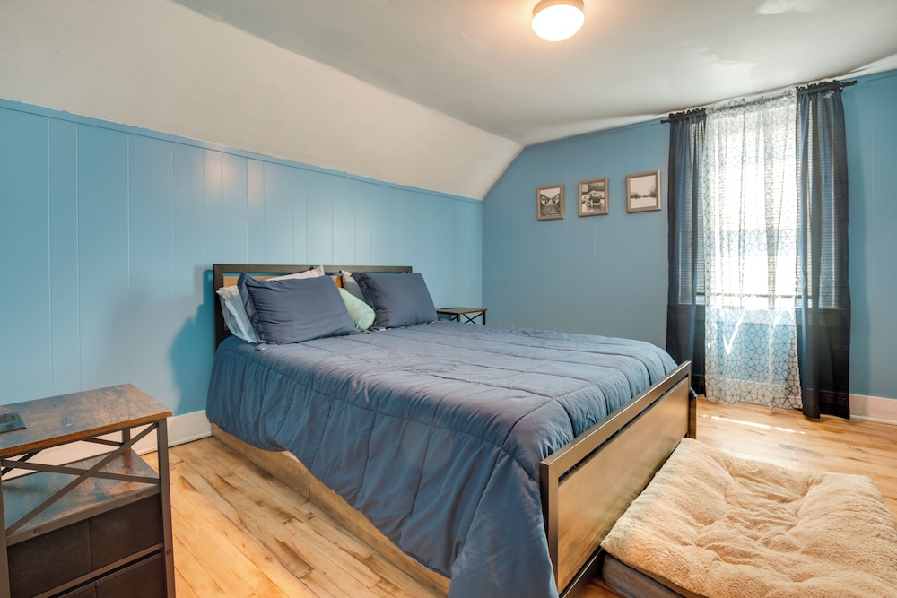 PetFriendly Michigan Getaway w/ Porch & Kayaks! Ontonagon Vrbo