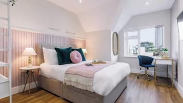 2 bedrooms, iron/ironing board, travel crib, WiFi