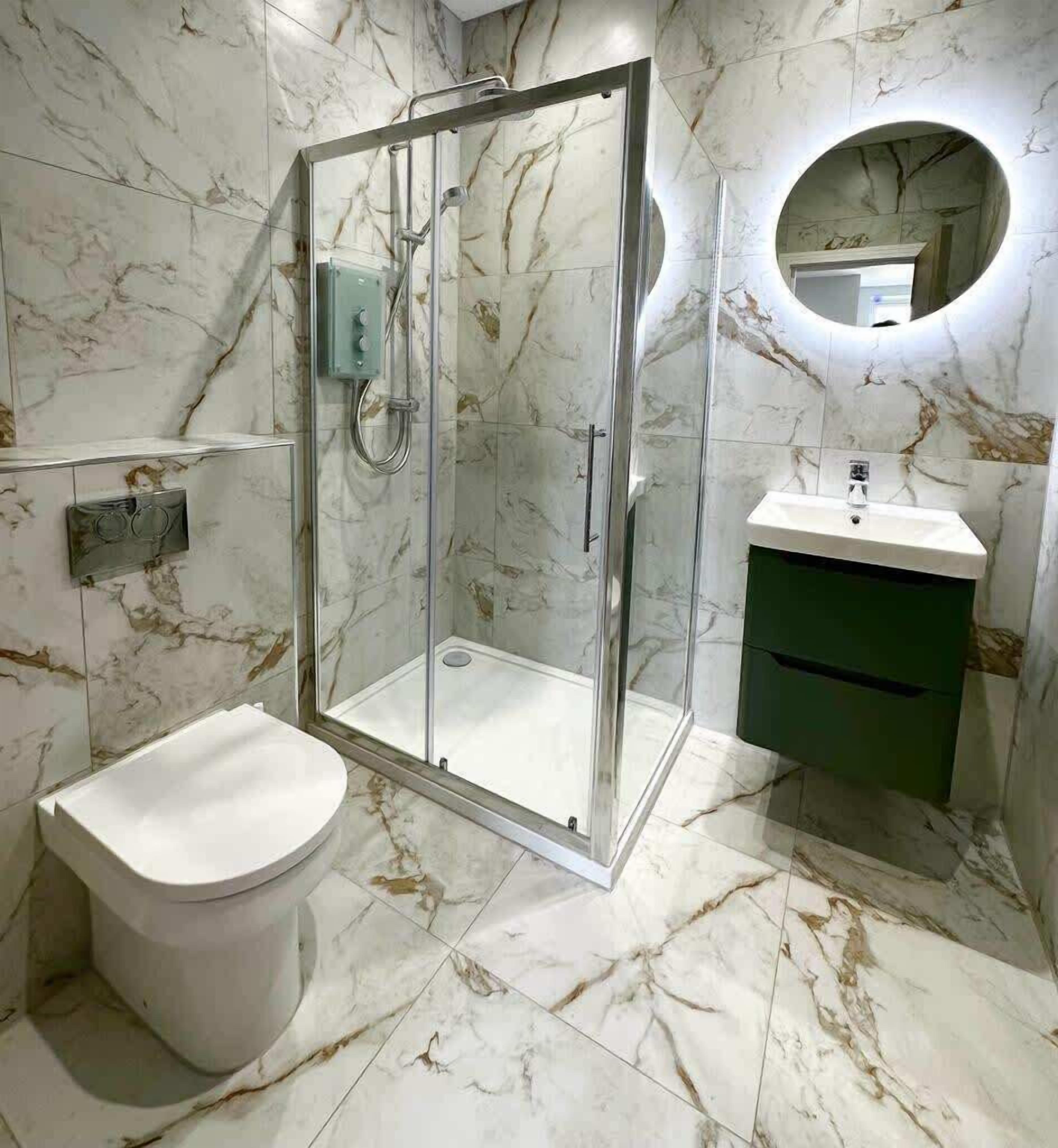 Shower, hair dryer, towels, shampoo