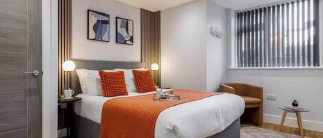 1 chambre, fer et planche à repasser, lit de bébé portatif, Wi-Fi