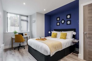 1 soverom, strykejern/-brett, reiseseng for barn og wi-fi