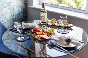 تناول الطعام