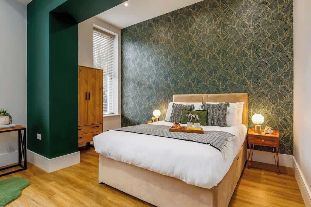 2 bedrooms, iron/ironing board, travel crib, WiFi