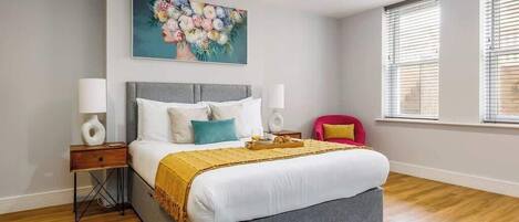 2 chambres, fer et planche à repasser, lit parapluie, Wi-Fi