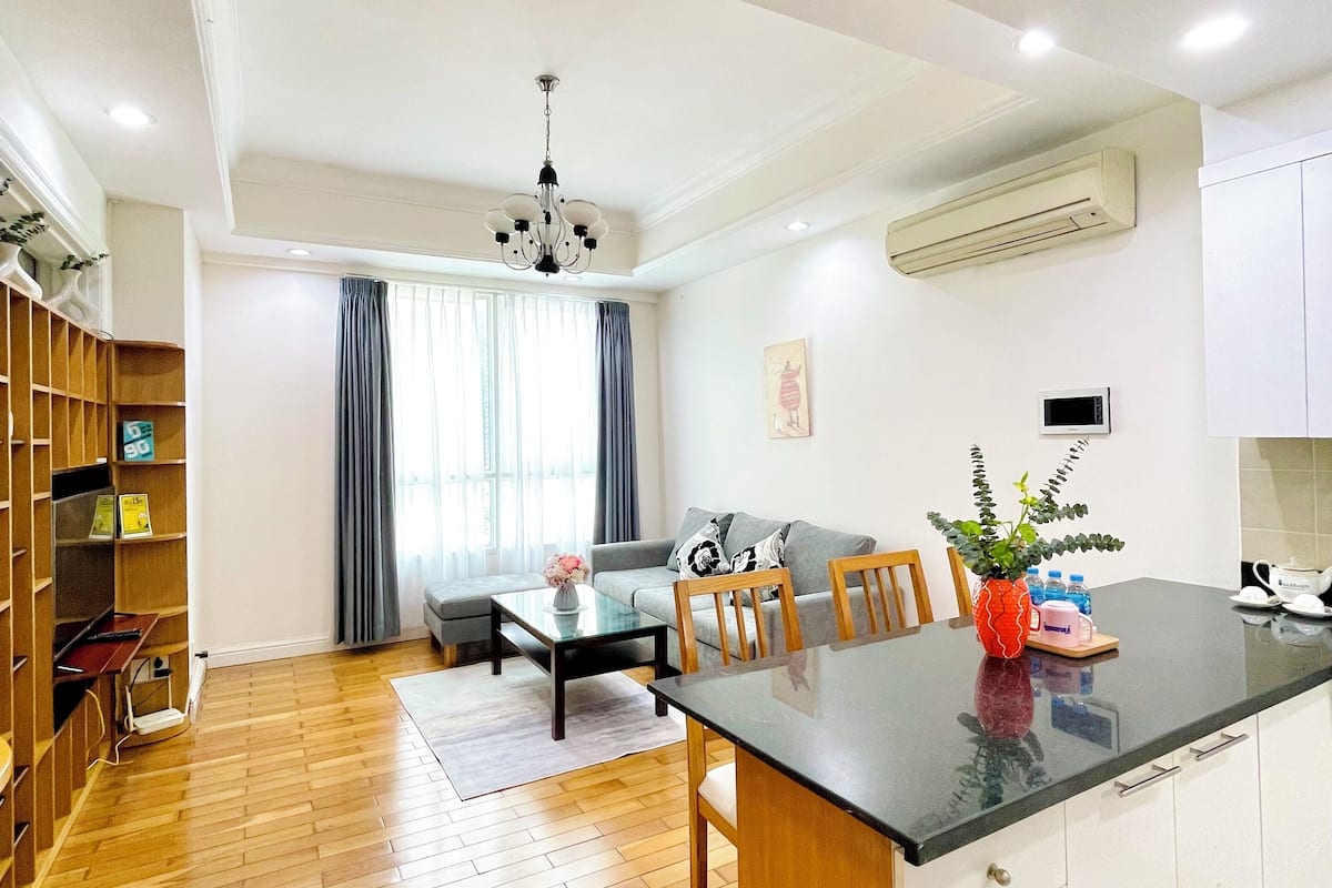 Luxury Apartment, 1 Bedroom, City View | Living area | 39-inch LED TV with cable channels, Netflix, streaming services