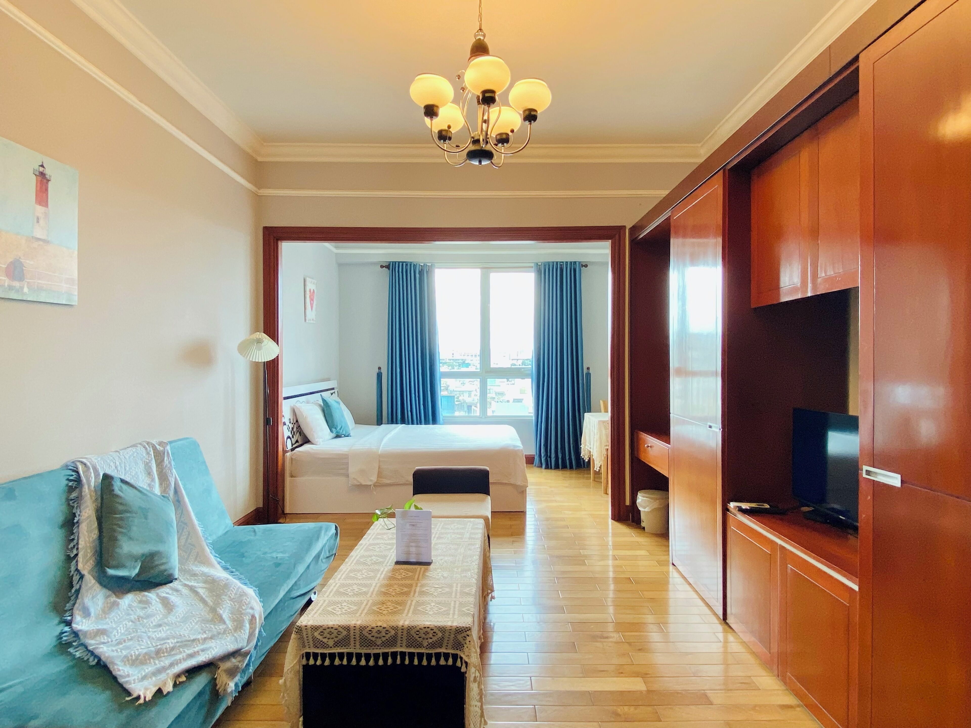 Economy Studio Suite, City View | Premium bedding, laptop workspace, blackout drapes, soundproofing