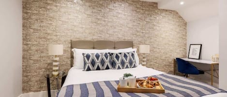 1 chambre, fer et planche Ă repasser, Wi-Fi, literie fournie