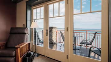 Lakeview Three Bedroom Suite | Lake view